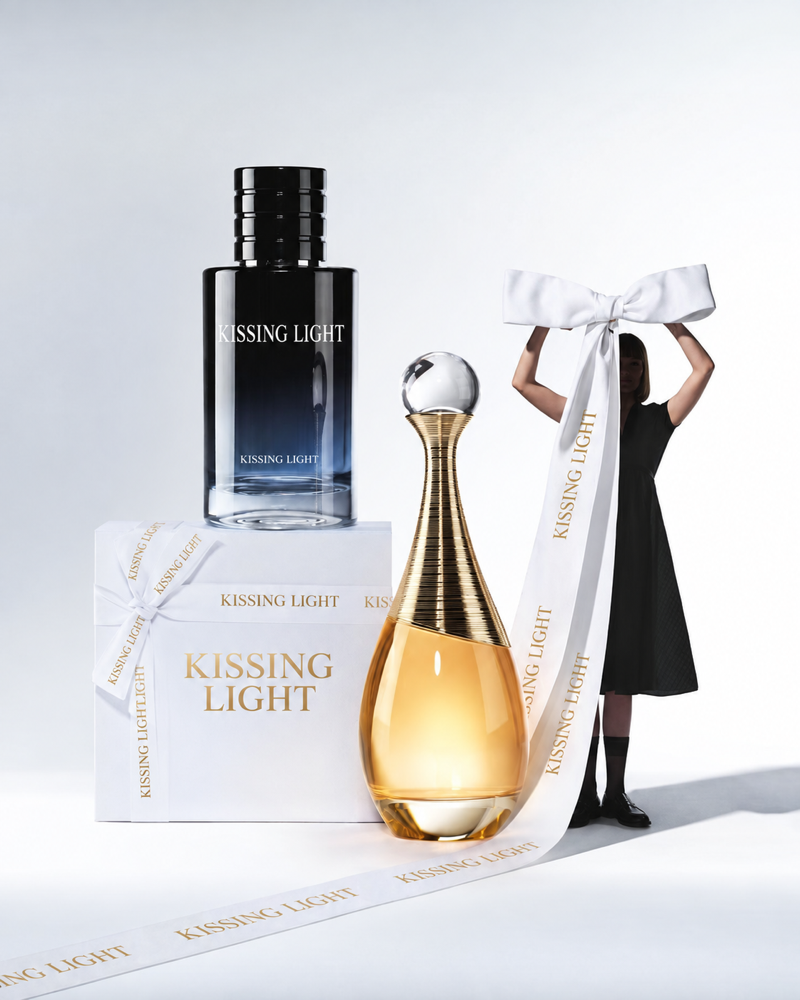 Kissing Light gift presentation